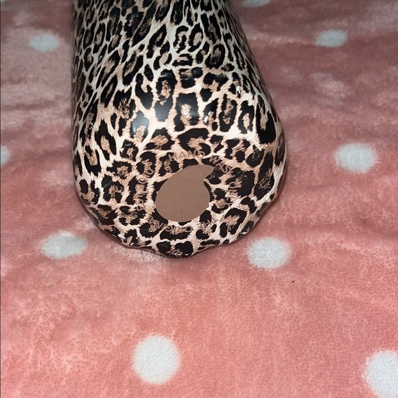 SWELL Leopard Print Insulated Water Bottle - Picture 4 of 8